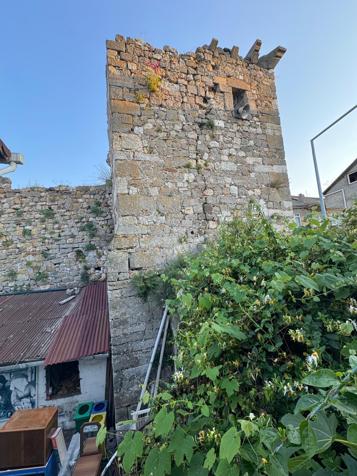 KALEİÇİ 1+1 DAİRE